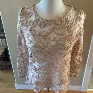 Papillon blush lace top size xs.